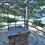 In Karbuni With Sea View, Balcony, Air Conditioning, Wifi 5095-2 Blato (Korcula)