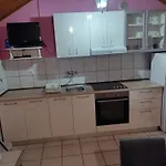 In Karbuni With Sea View, Balcony, Air Conditioning, Wifi 5095-2 בית נופש *