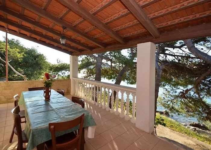 Hébergement de vacances In Karbuni With Sea View, Balcony, Air Conditioning, Wifi 5095-2 Blato (Korcula)
